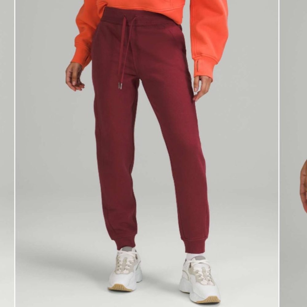 Lululemon scuba high rise joggers mulled wine sweatpants